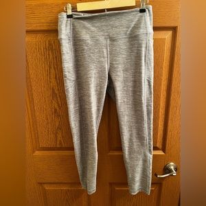 Athletic sport leggings Victoria Secret with side pockets